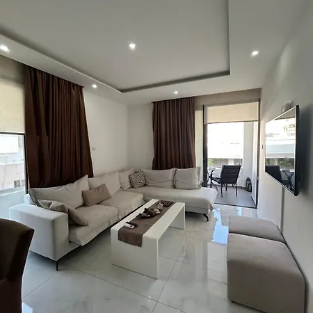 Sia-serenity Finikoudes 公寓 *