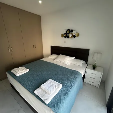 Sia-serenity Finikoudes ラルナカ